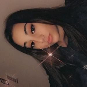 Meet your Posher, Nikki